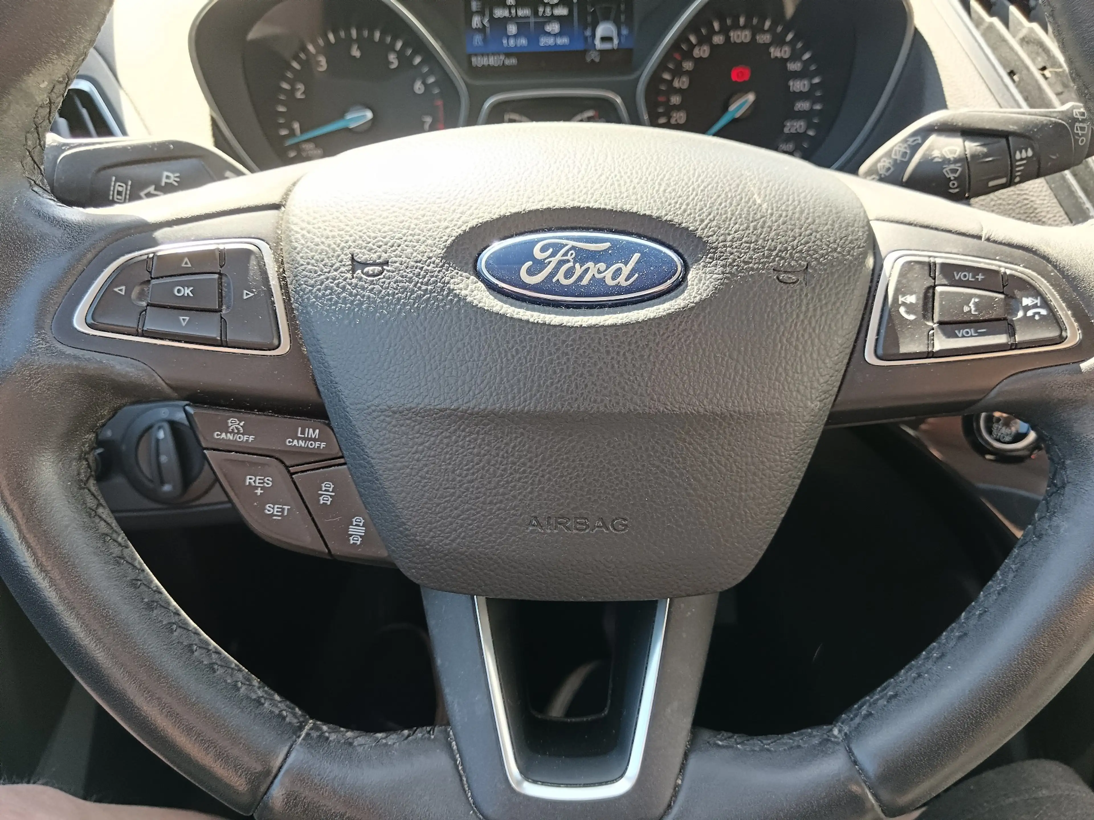 Ford Grand C-Max Titanium — photo 9