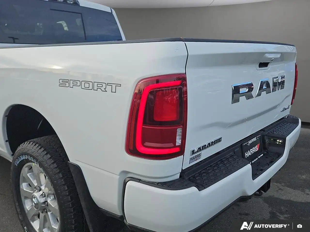 RAM 3500 снимка RAM 3500