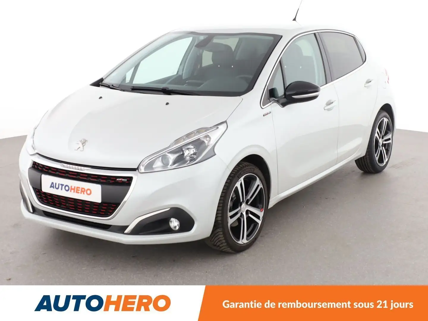 Peugeot 208 1.2 PureTech GT Line Blanc - 1