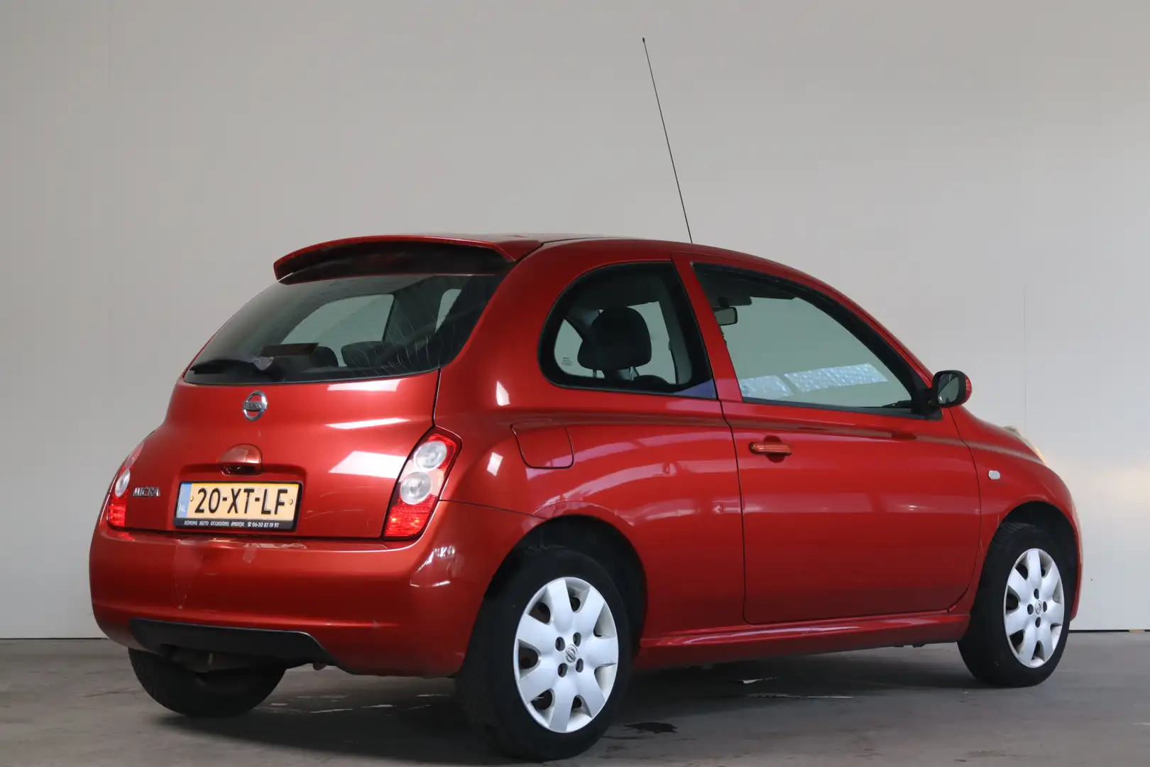 Nissan Micra 1.2 Visia - NL- Auto!! Radio Rood - 2