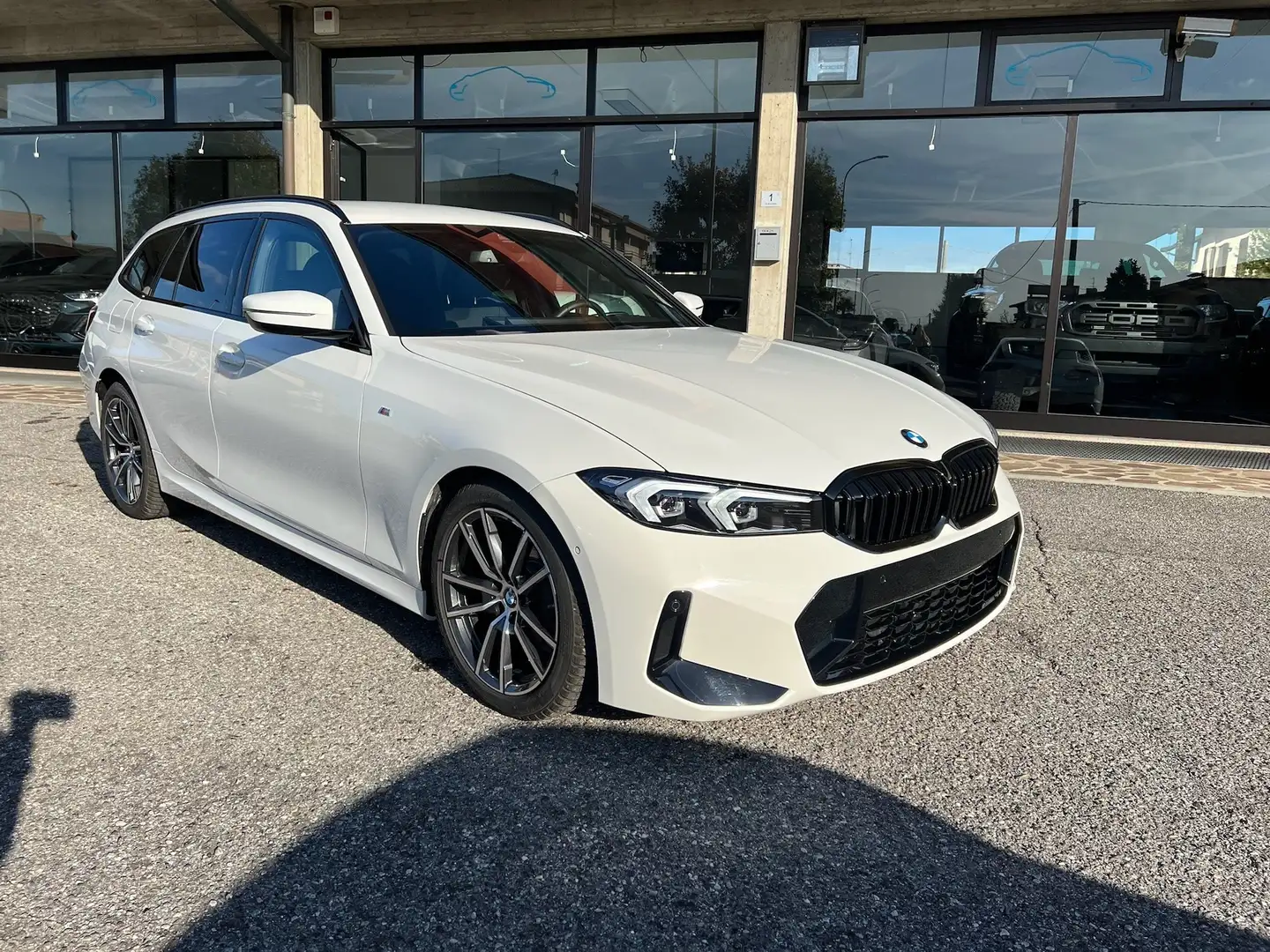 BMW 318 318i Touring MSport auto M sport Bianco - 1