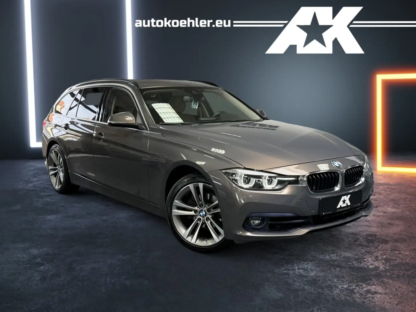 BMW 318 i Sport Line Shadow Individual Grijs - 1