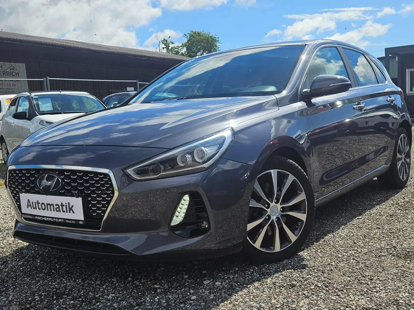 Hyundai i30 Launch Style DCT Grau - 2