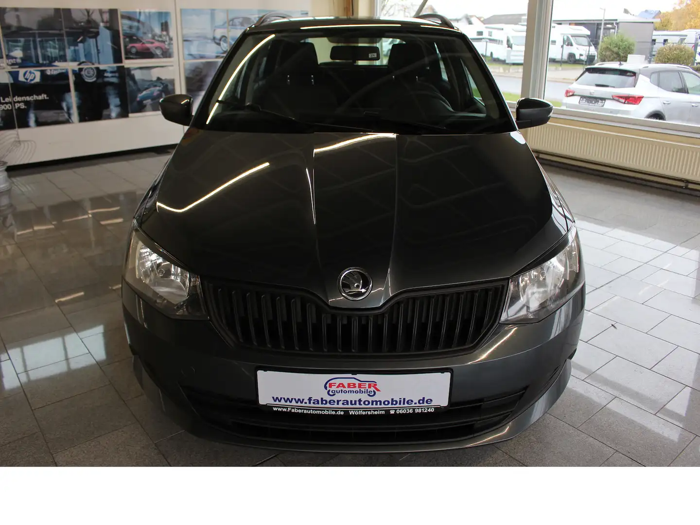 Skoda Fabia Active*Klima*DAB*Touchschreen*USB*AUX* Gris - 2