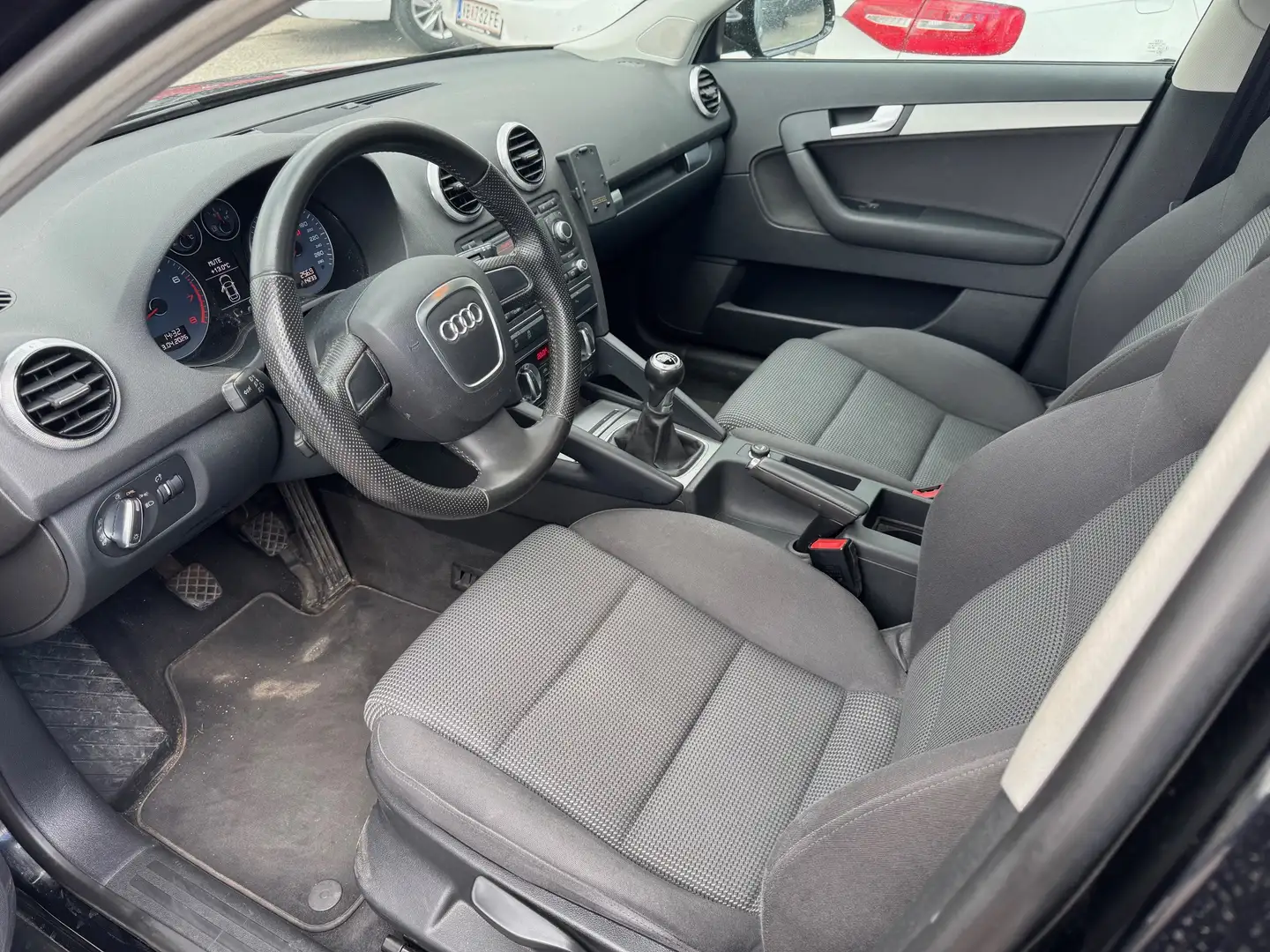 Audi A3 A3 SB 1,4 TFSI Ambition Schwarz - 2