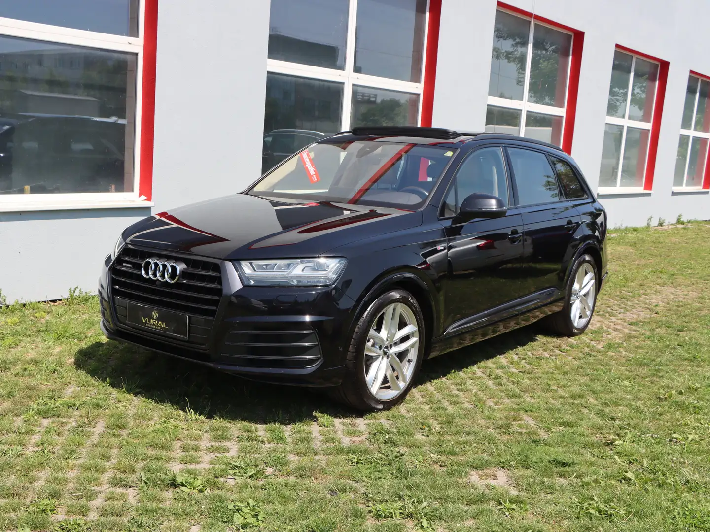 Audi Q7 3.0 TDI quattro | S-LINE | 7-Sitzer | PANORAMA | Schwarz - 2