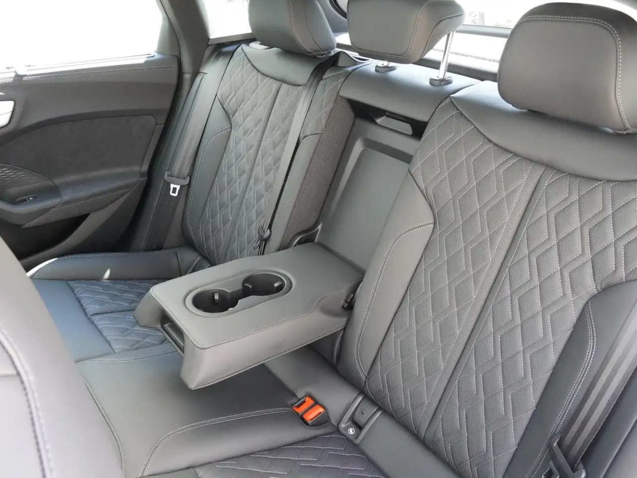 Audi S5 снимка Audi S5
