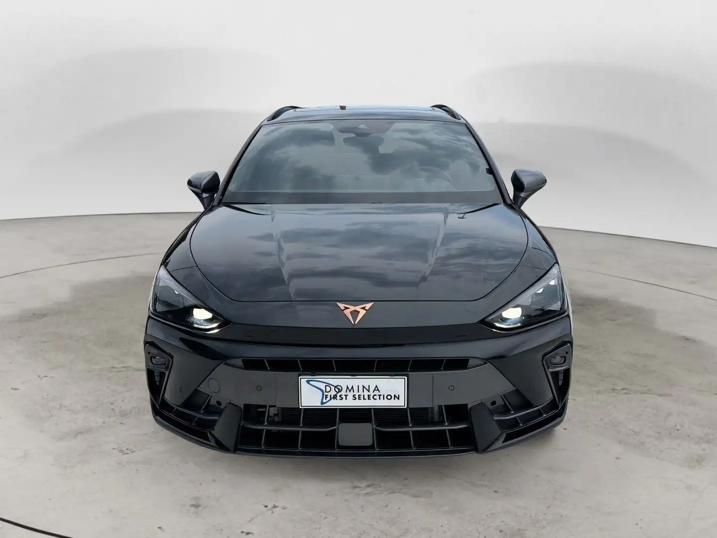 CUPRA Leon Sportstourer 1.5 Hybrid 150 CV DSG Nero - 2