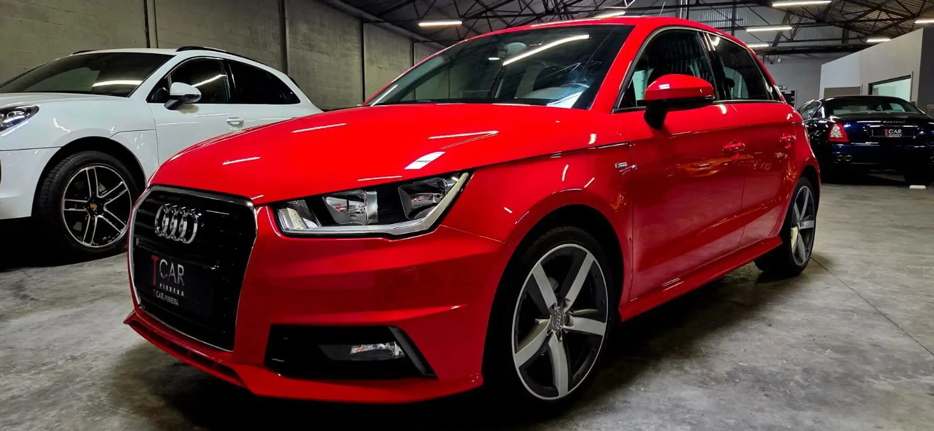 Audi A1 A1 Sportback 1.0 TFSI S-Line Rouge - 1