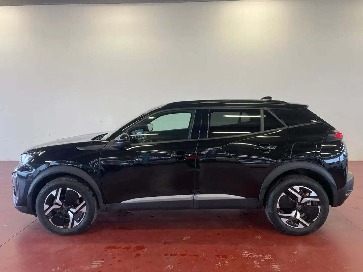 Peugeot 2008 1.2 PureTech Allure Noir - 2