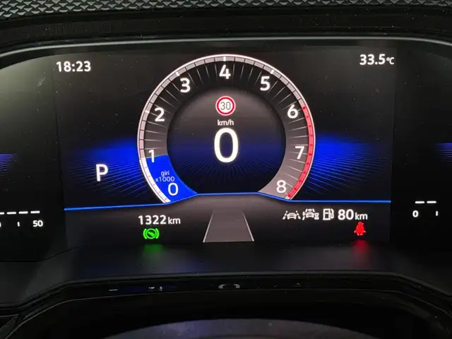Volkswagen Polo view 10