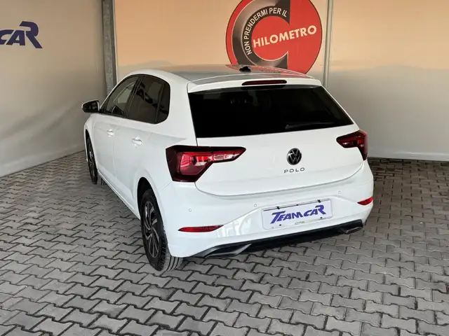 Volkswagen Polo view 14
