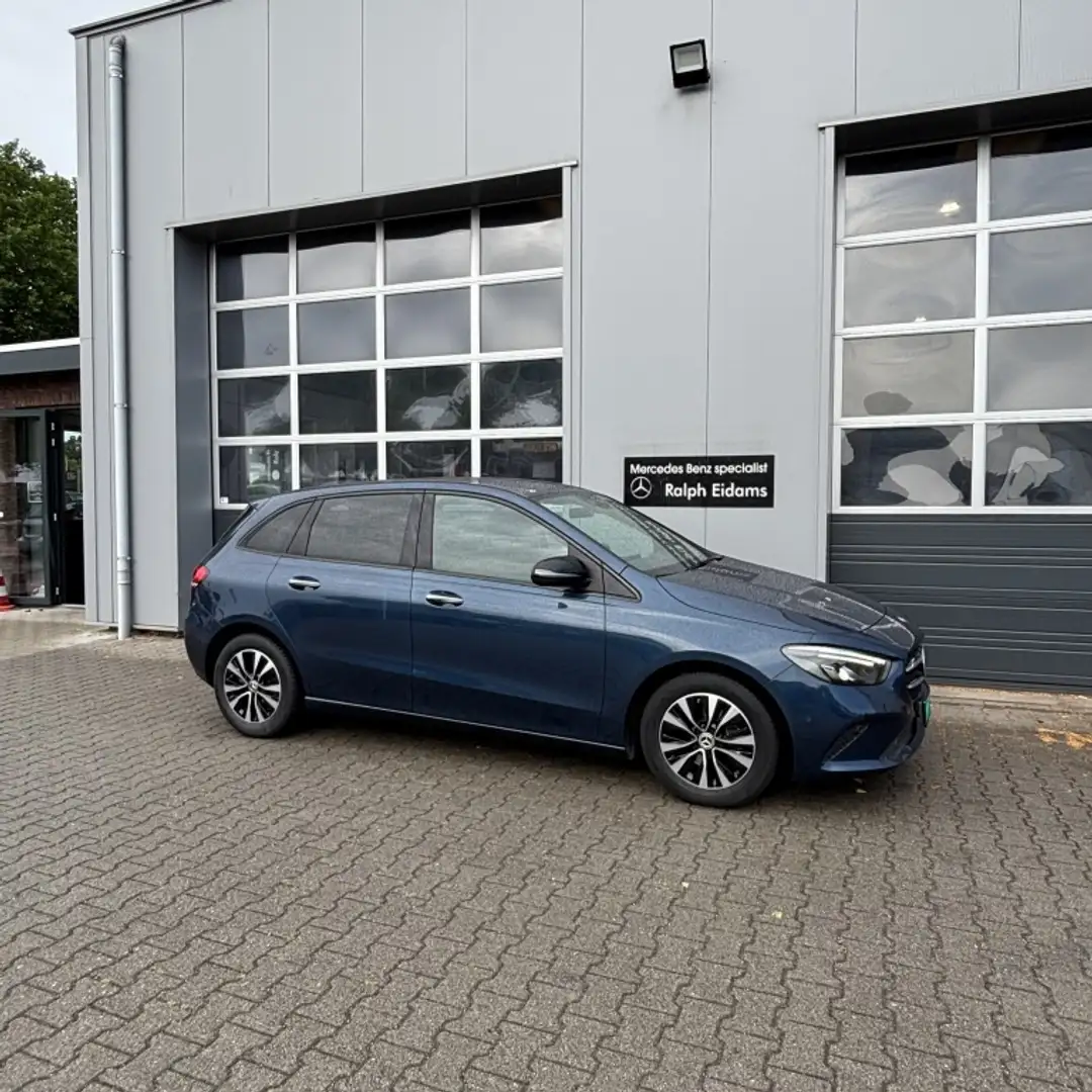 Mercedes-Benz B 180 *camera, ambient lightting La. Ed. Pr. Pl. Blauw - 2
