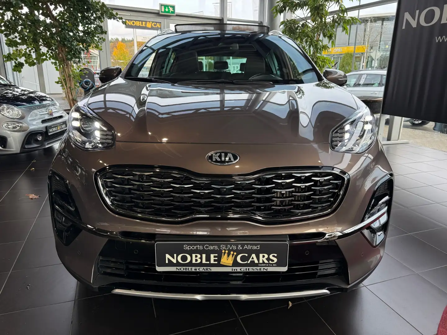 Kia Sportage GT-Line AWD PANO AHK ACC Braun - 2