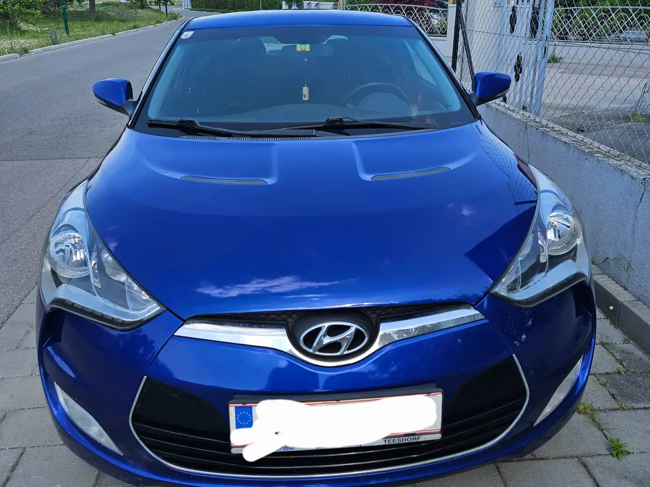 Hyundai VELOSTER