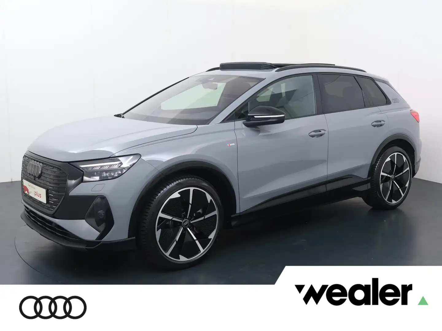 Audi Q4 e-tron 55 quattro S Edition 82 kWh | 340 PK | Soh 97 %| T Grijs - 1
