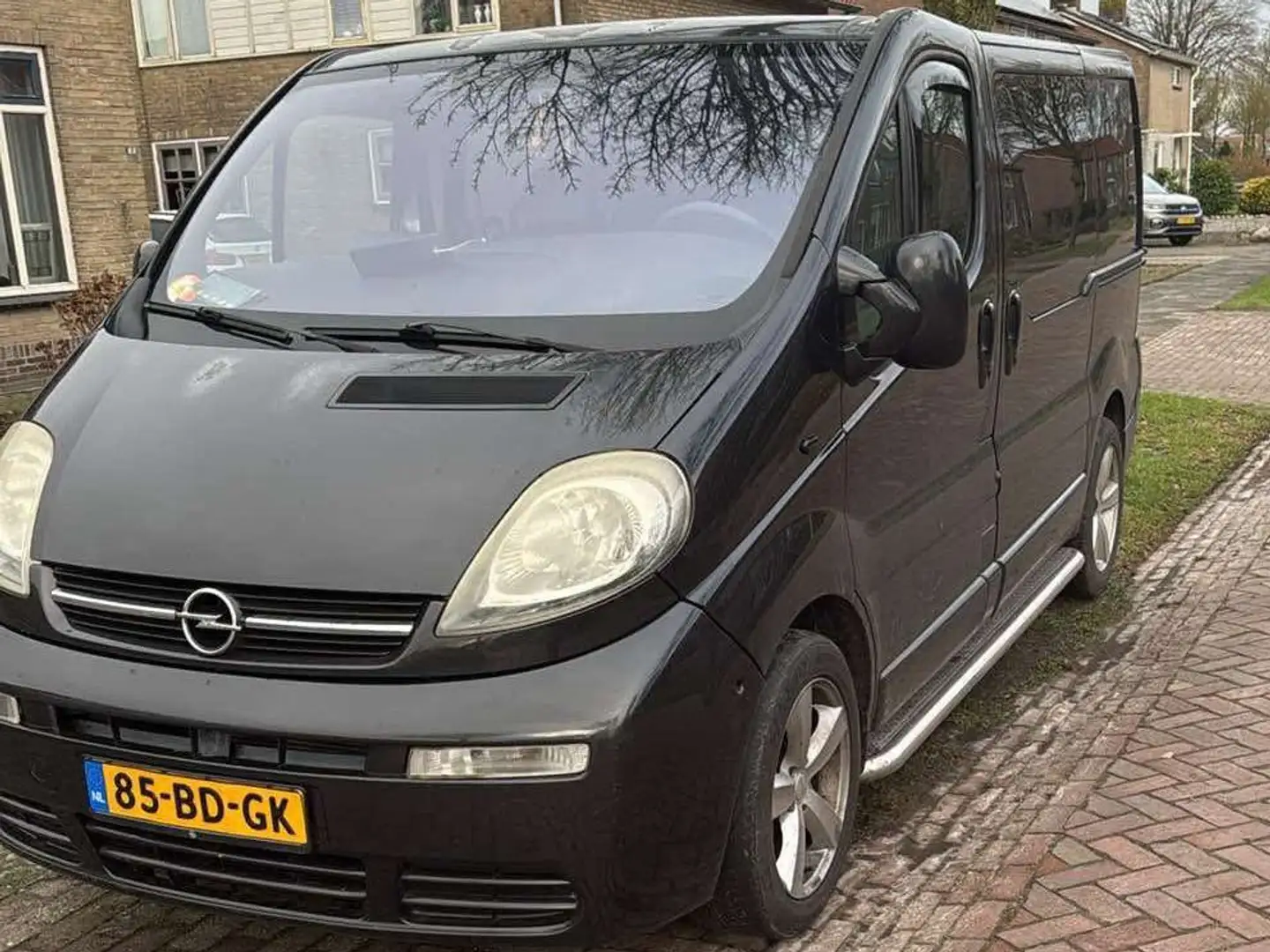Opel Vivaro Vivaro 1.9 DI Negro - 2