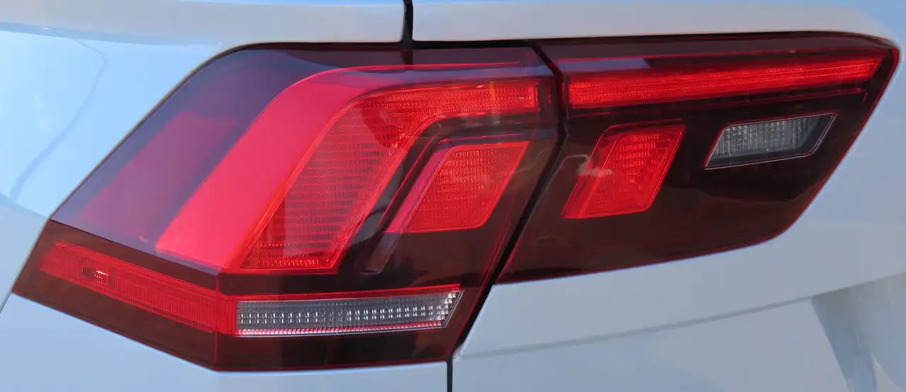 Volkswagen Tiguan photo Volkswagen Tiguan