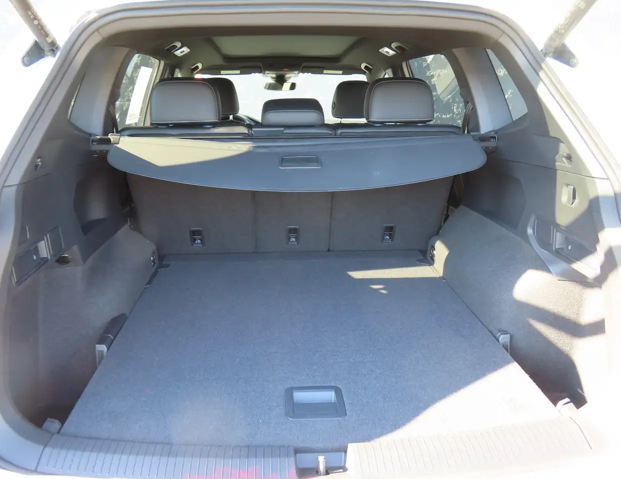 Volkswagen Tiguan photo Volkswagen Tiguan
