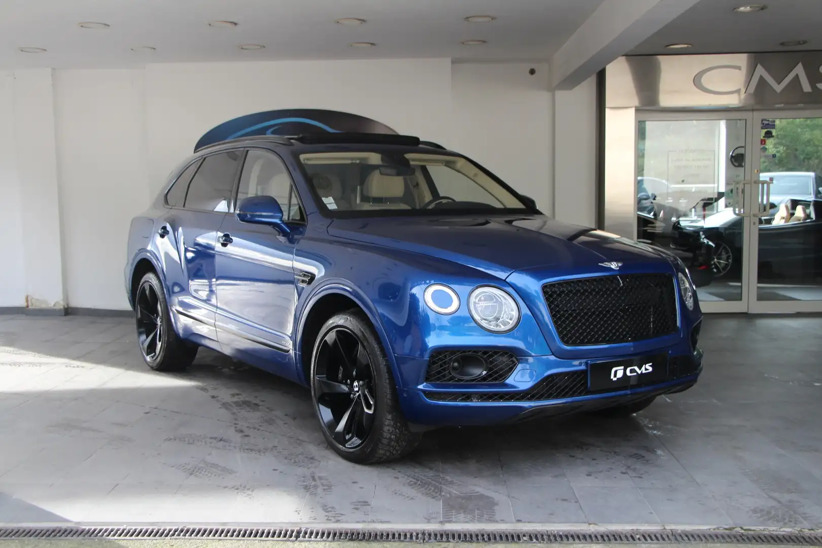 Bentley Bentayga W12 6.0 608 ch BVA Blau - 1