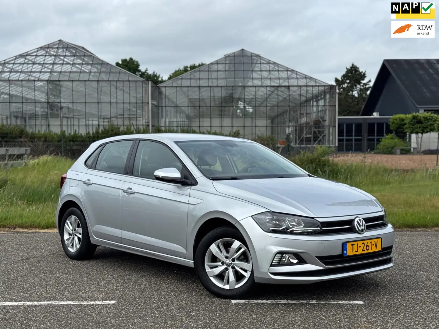 Volkswagen Polo 1.0 TSI Comfortline Navi | Cruise | Carplay | Clim Gris - 1