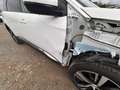 Peugeot 5008 Allure 1.2 Benzin Automatik Leder Navi LED 7 Sitze Weiß - thumbnail 12