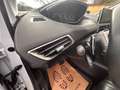Peugeot 5008 Allure 1.2 Benzin Automatik Leder Navi LED 7 Sitze Weiß - thumbnail 27