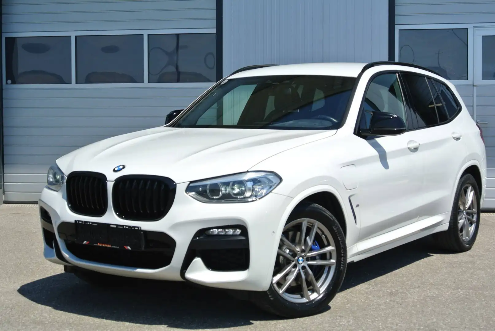 BMW X3 2.0 xdrive 30e Aut.  **M Sport ** HUD * virt.CP Weiß - 1