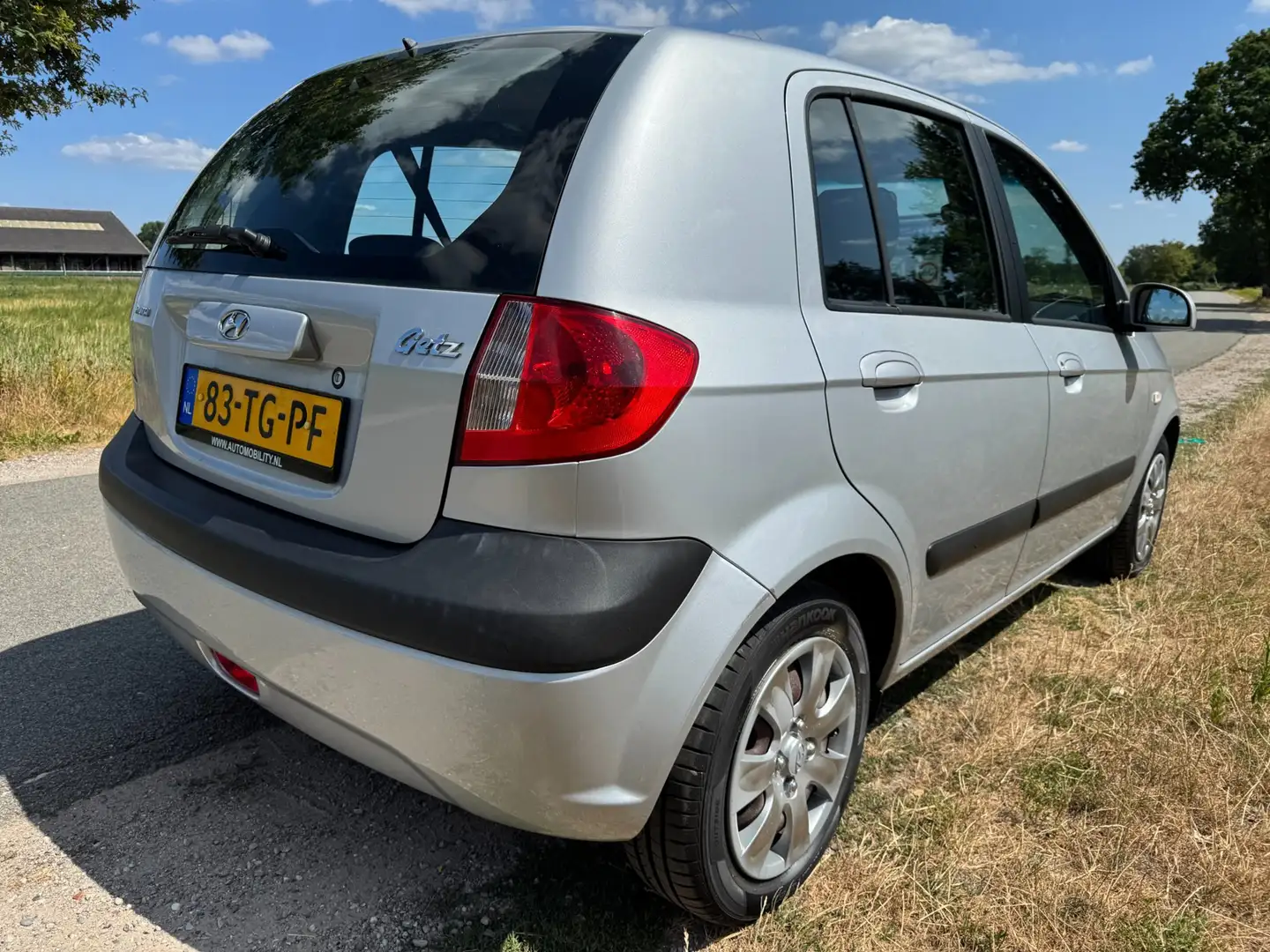 Hyundai Getz 1.4i Active Cool DEALER onderhouden|airco Grau - 2