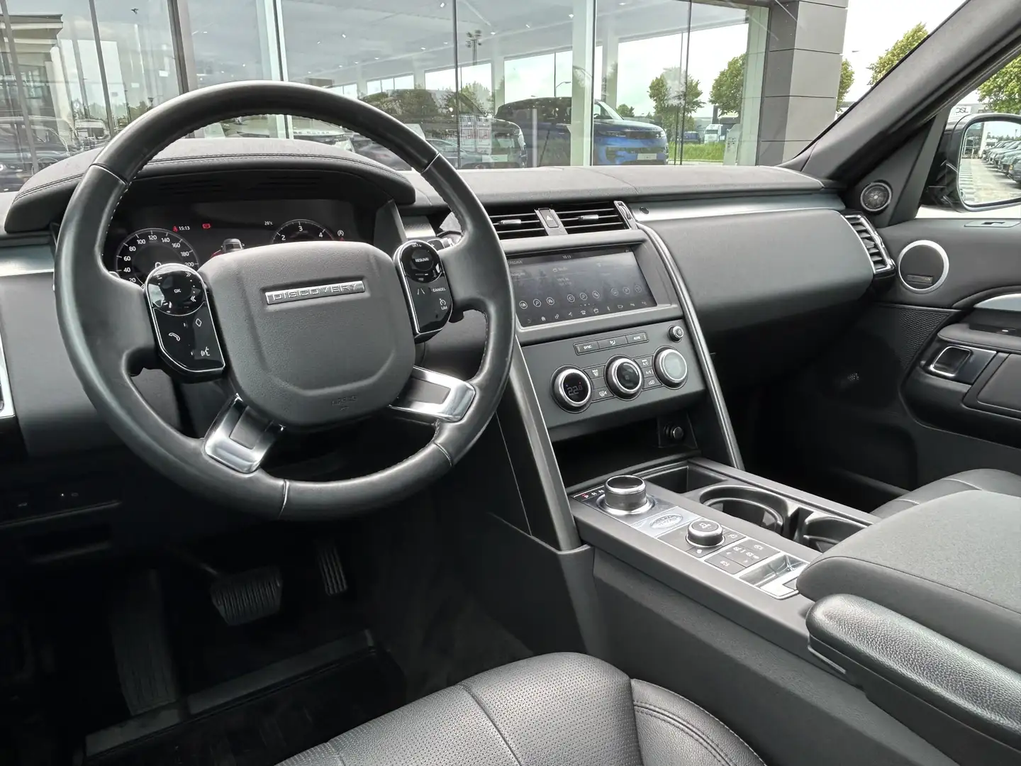 Land Rover Discovery 3.0 SD6 306pk AWD Landmark Edition | Grijs kenteke Blauw - 2