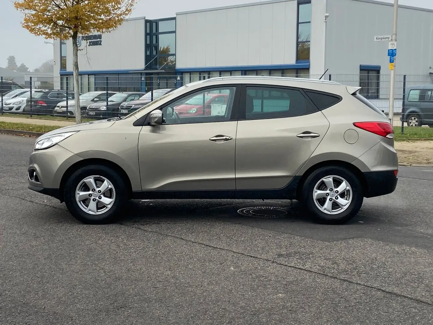 Hyundai iX35 Style AWD*Autom.*Tempo*PDC*SHZ* Silber - 2