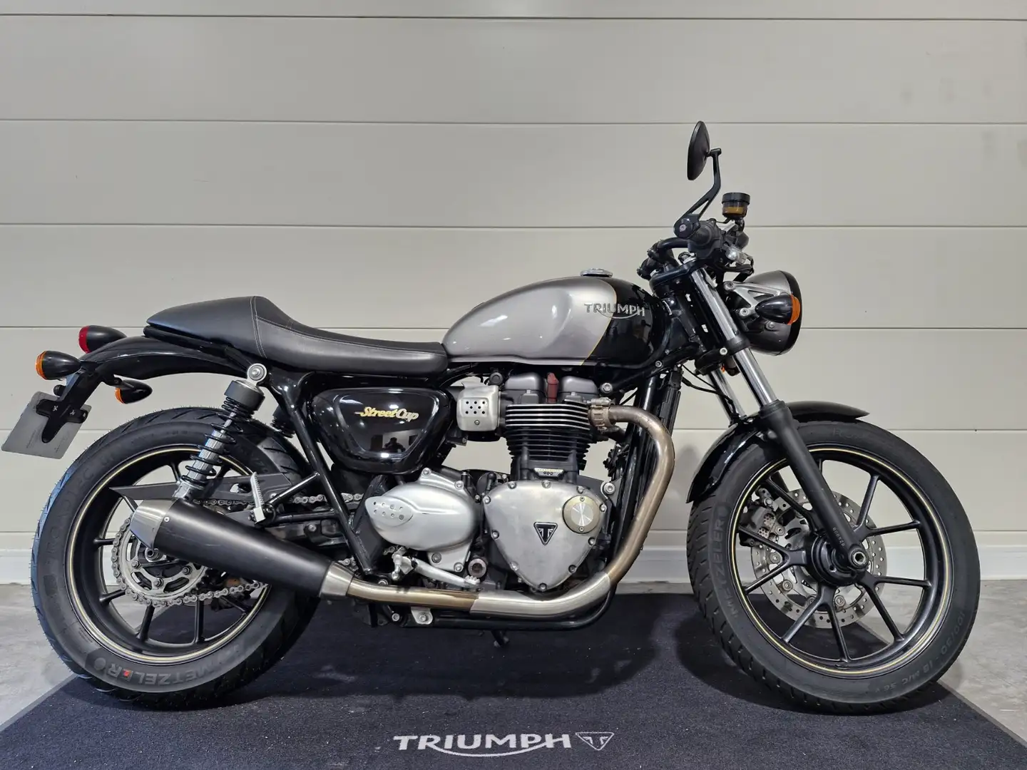 Triumph Street Cup Grau - 1