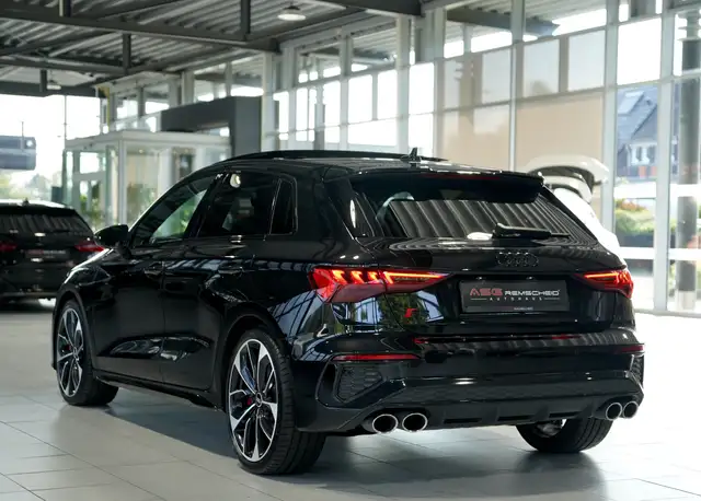 Audi S3 view 9
