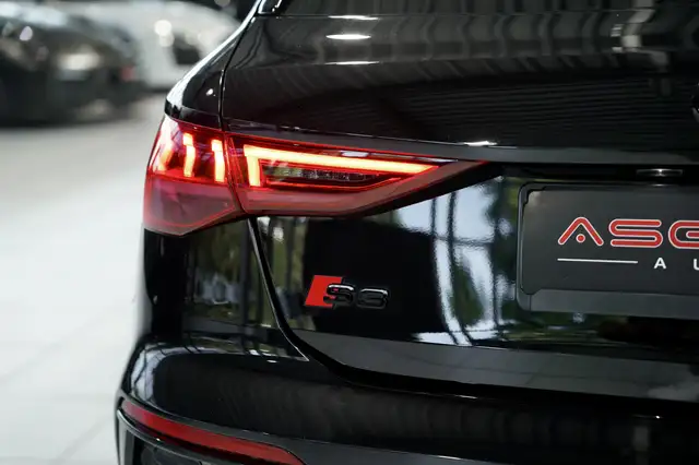 Audi S3 view 13
