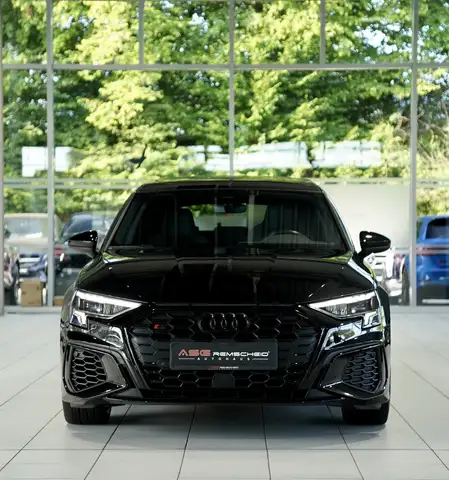 Audi S3 view 3