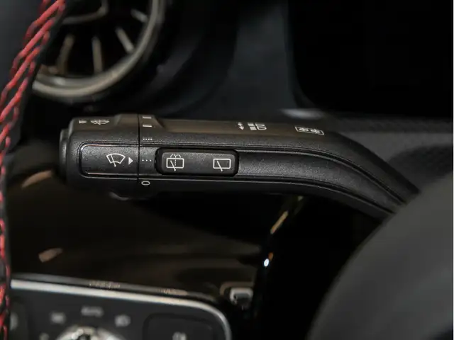 Mercedes-Benz Cla view 23
