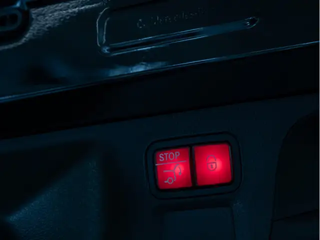 Mercedes-Benz Cla view 7