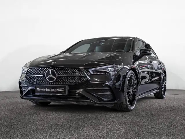 Mercedes-Benz Cla view 2