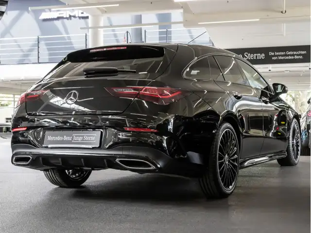 Mercedes-Benz Cla view 4
