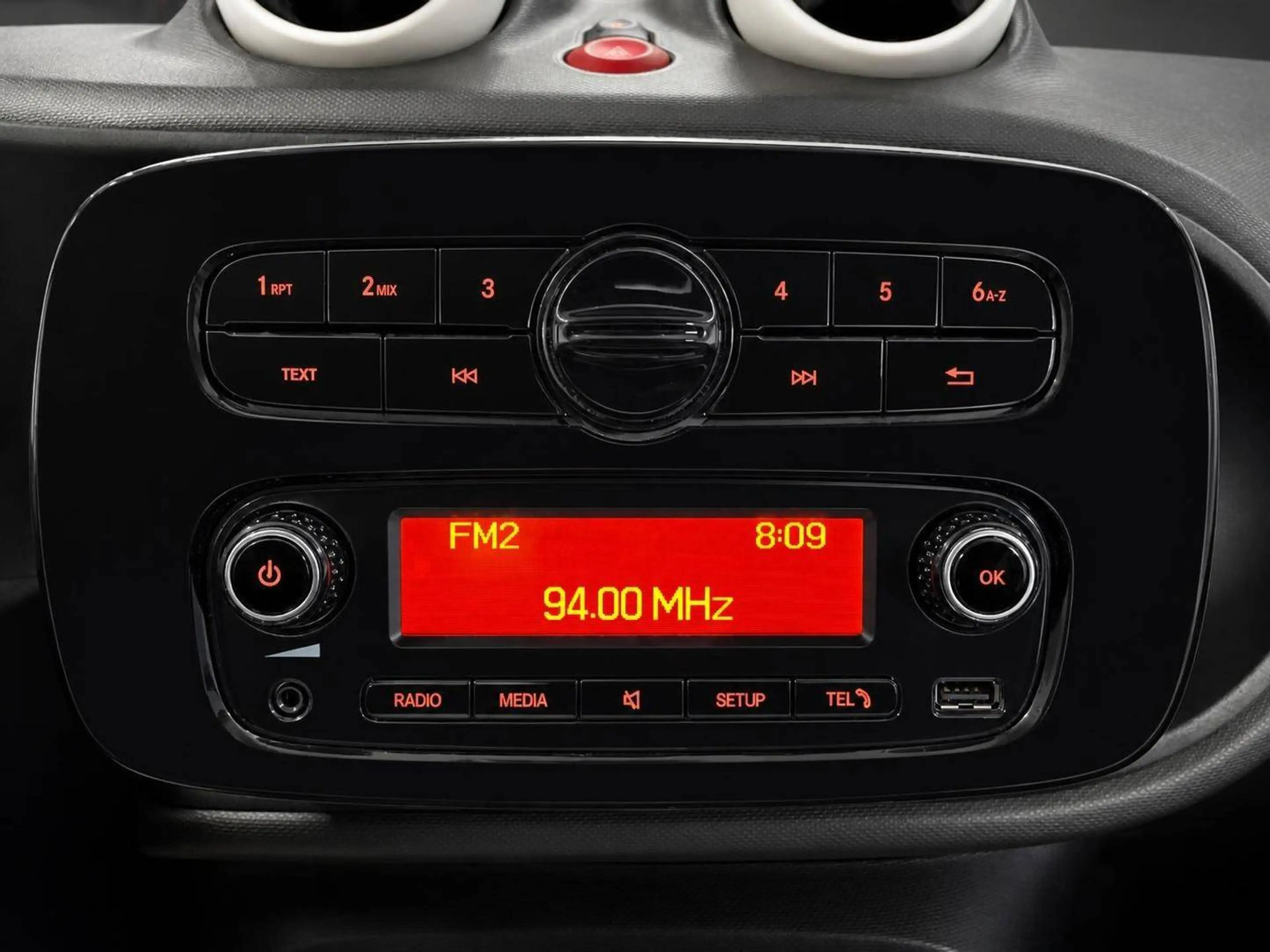 smart forFour * BT + USB + FM + 4 Sitze * — photo 14