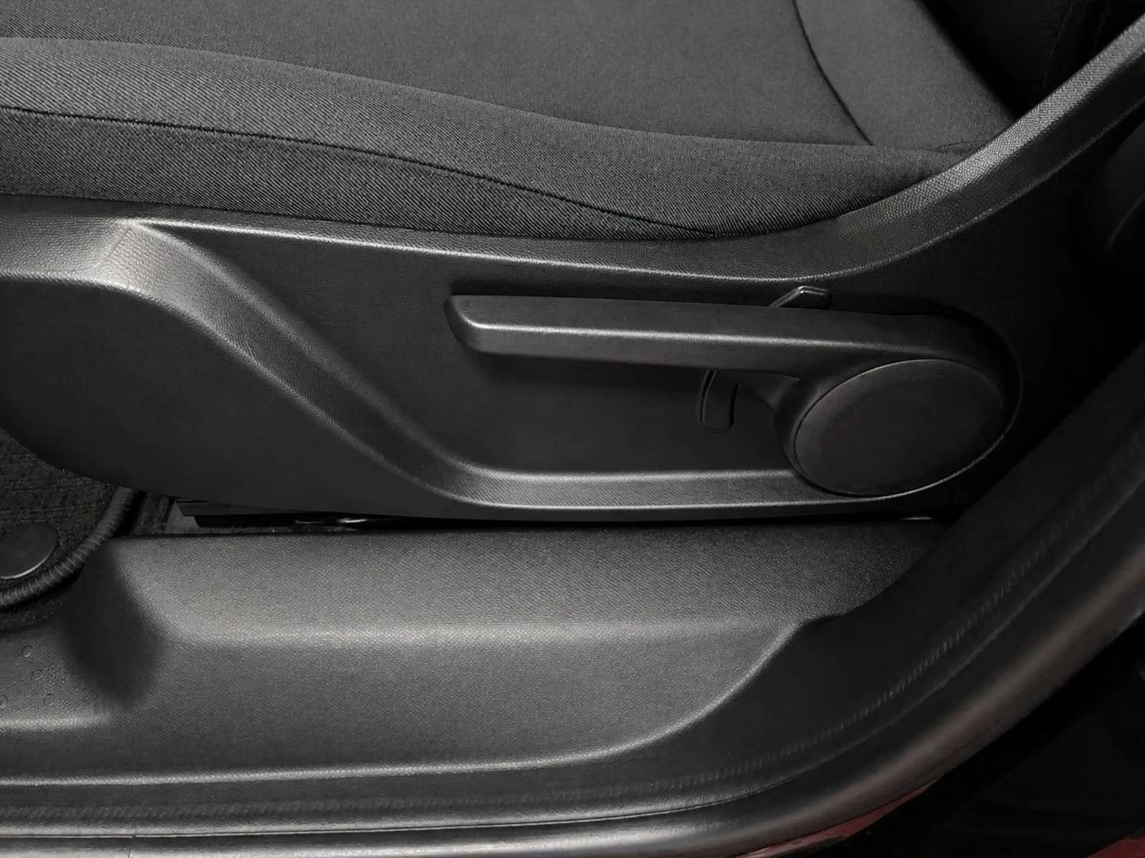 smart forFour * BT + USB + FM + 4 Sitze * — photo 9