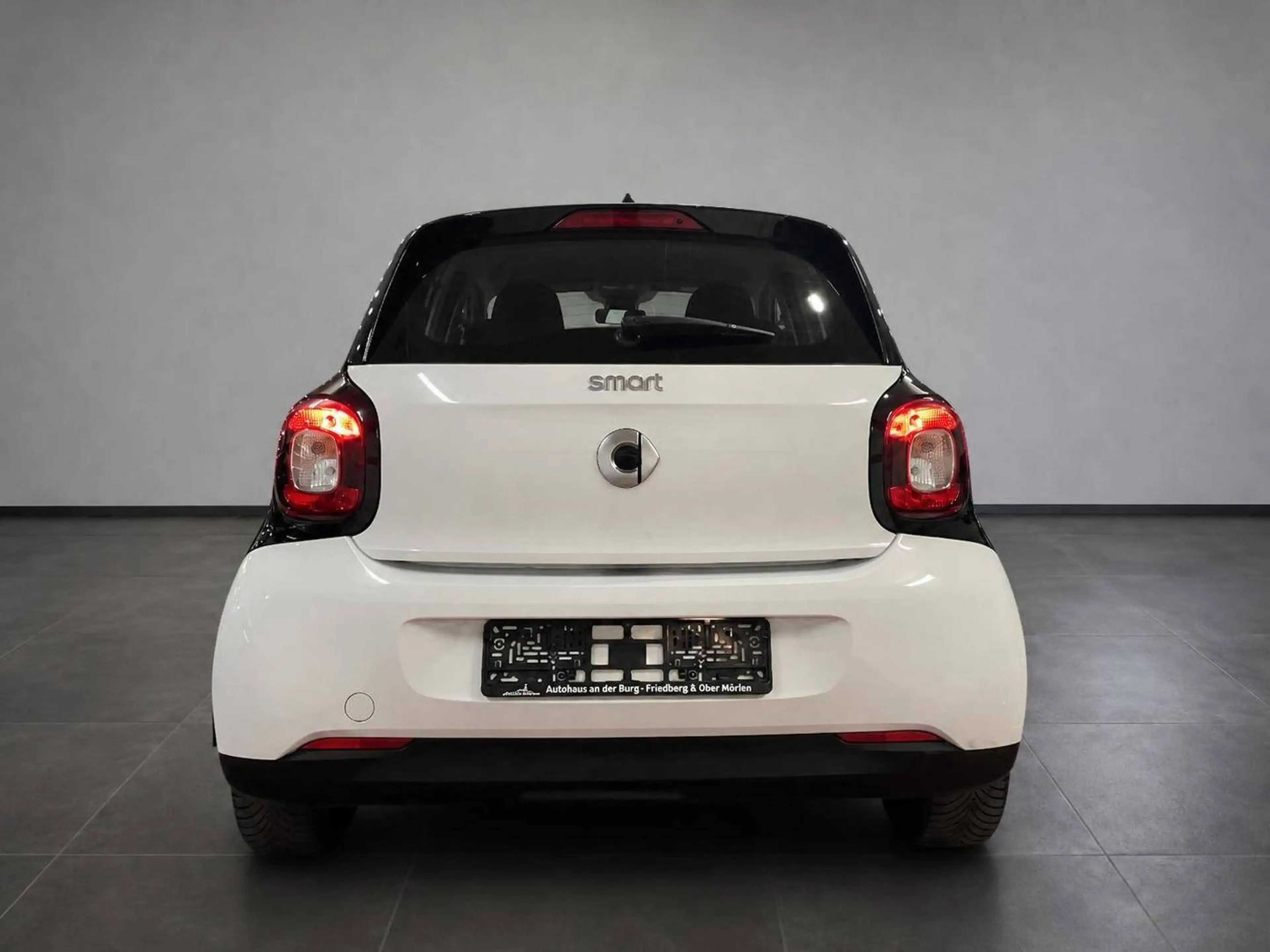 smart forFour * BT + USB + FM + 4 Sitze * — photo 6