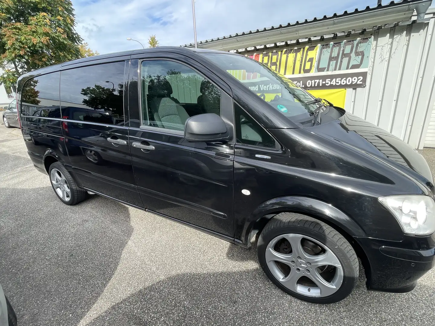 Mercedes-Benz Vito 116 CDI lang*2.Hand* Standheizung*5 Sitze*Klima* Schwarz - 2