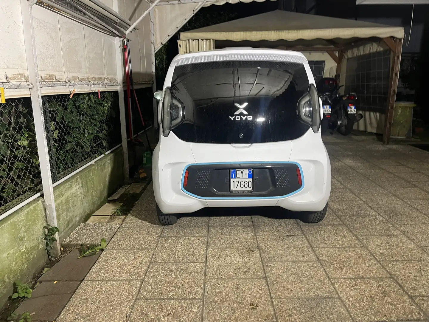 XEV Yoyo base White - 2