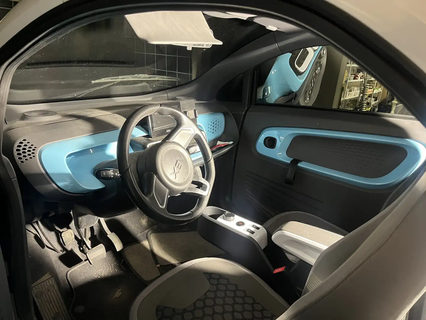 XEV Yoyo base White - 1