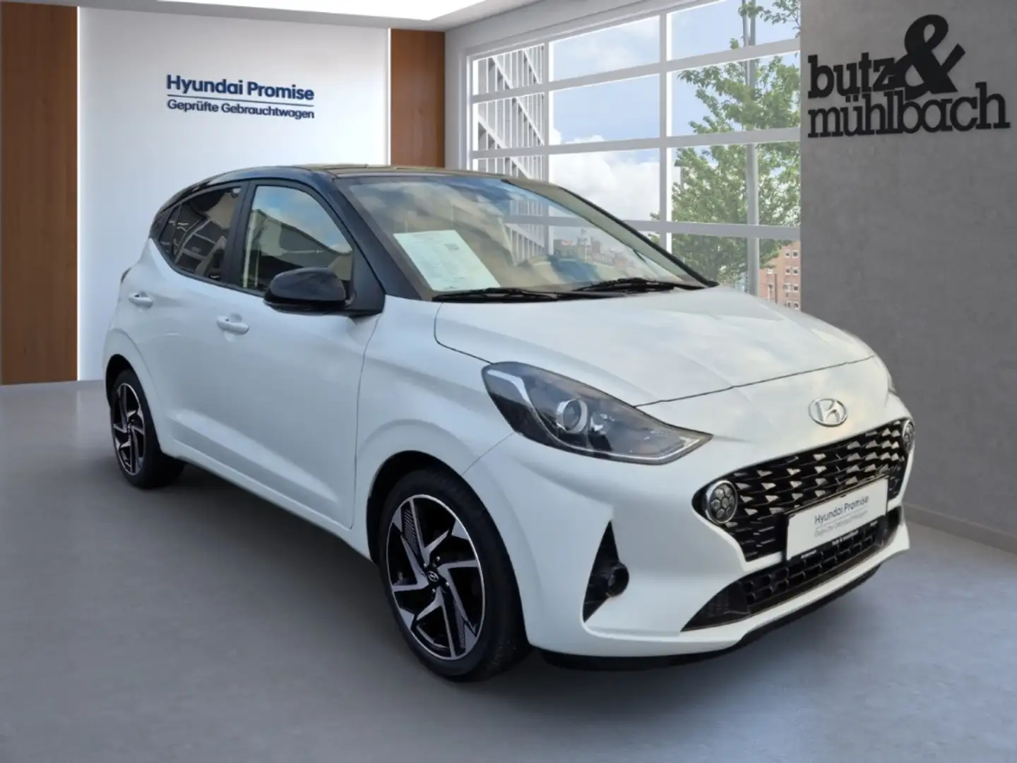 Hyundai i10 1.2 Benzin A/T Style  Navipaket. 16 Alufelgen, Dac Weiß - 2