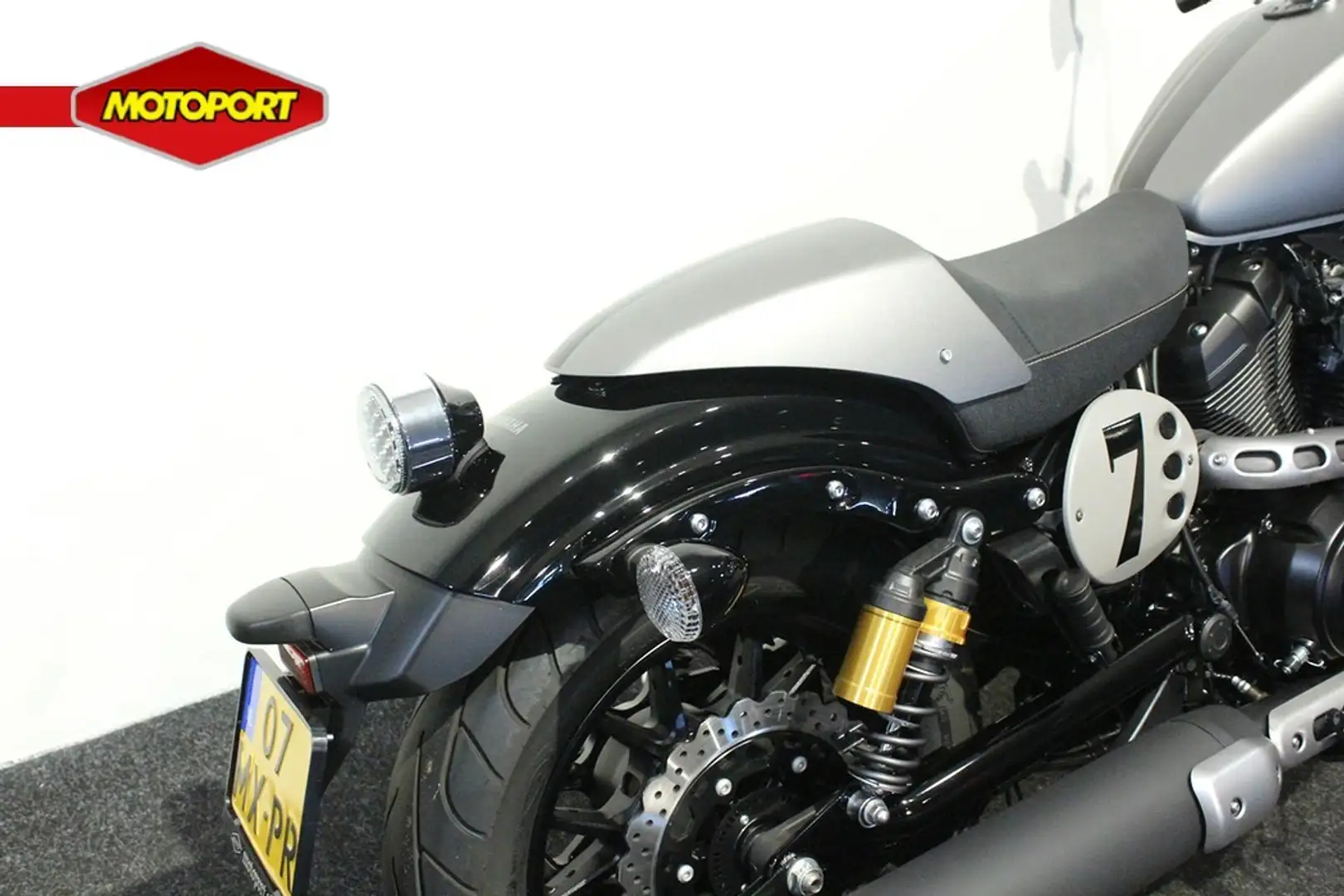 Yamaha XV 950 R ABS Grijs - 2