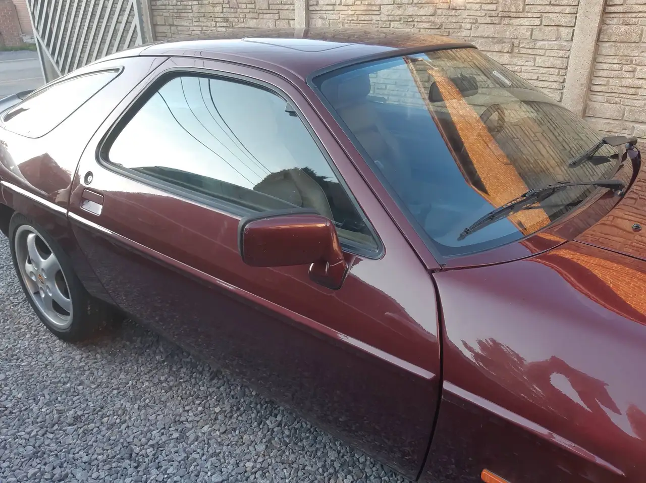 Porsche 928 S 4.7 V8 Automatique - Toit ouvrant - Plaque ancêtre, foto 1