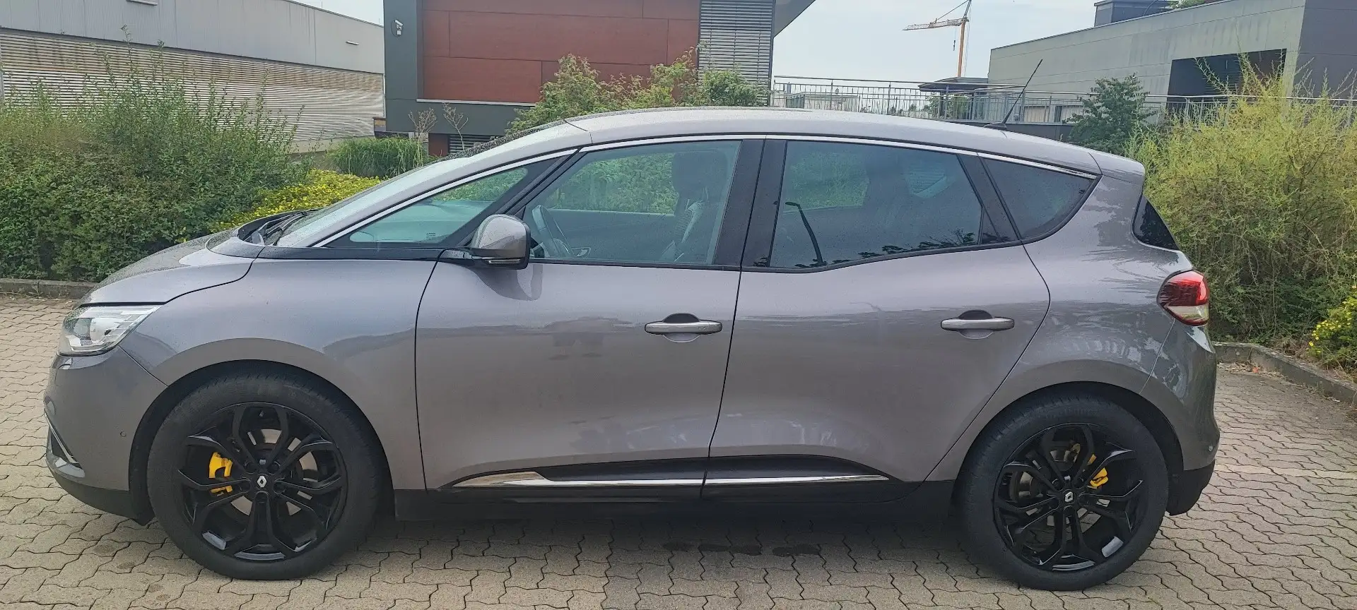 Renault Scenic ENERGY TCe 140 EDC INTENS - 1