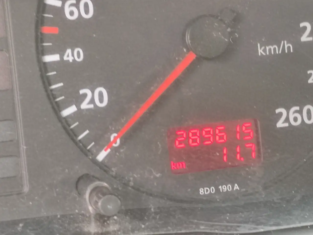 Audi A4 1.6, foto 6